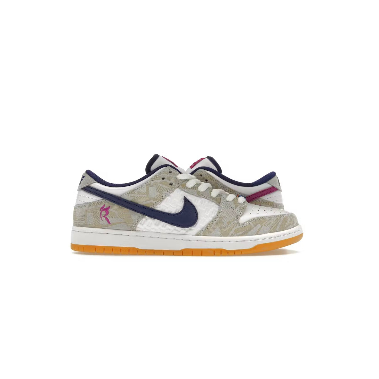 Dunk Low SB x Rayssa coloris crème