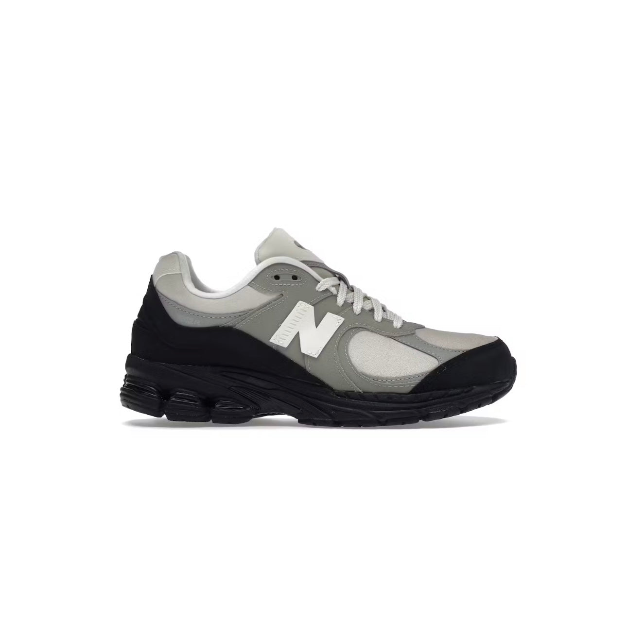 Sneakers NB 2002R The Basement coloris Gris Pierre
